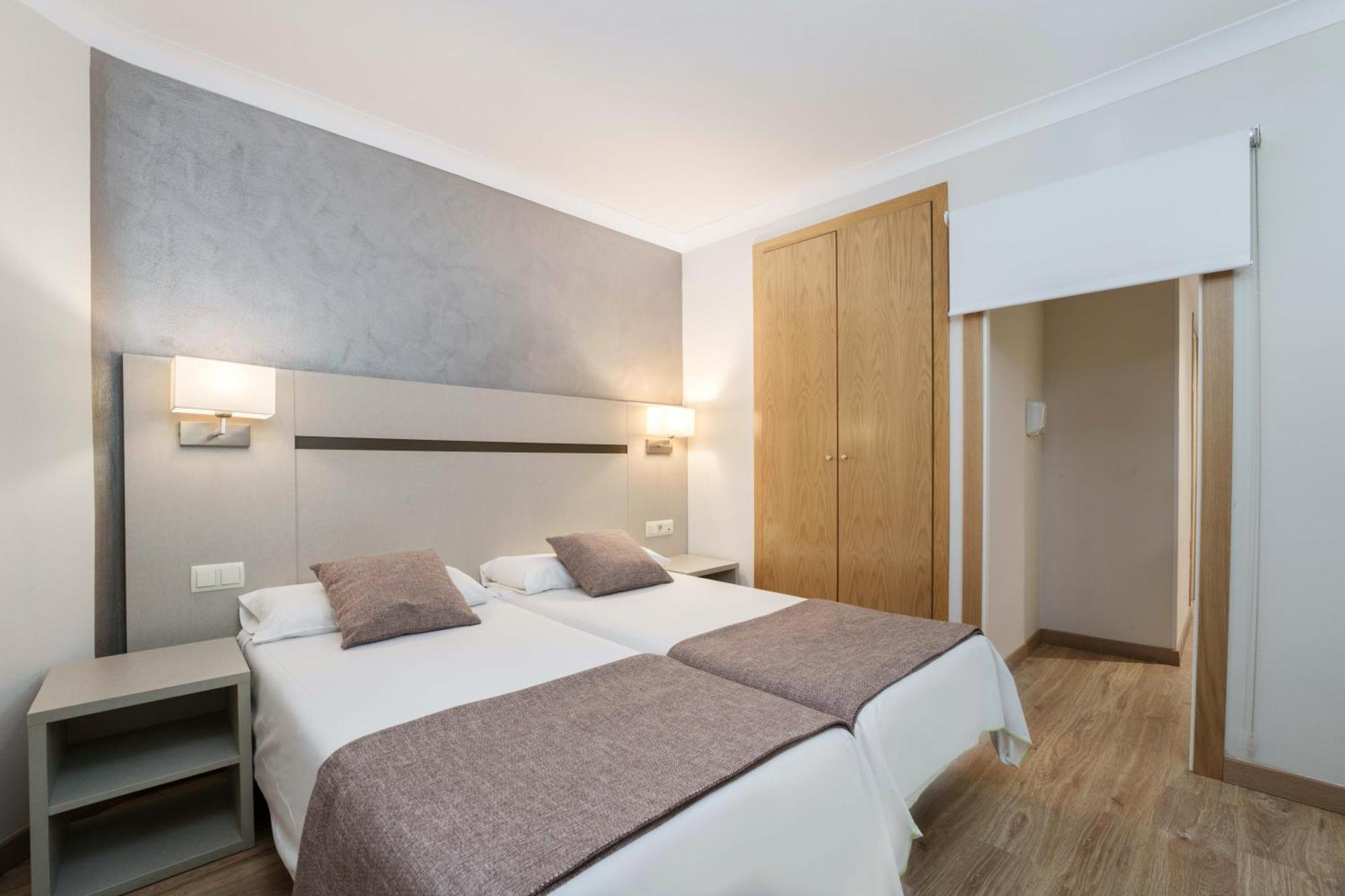 Les Escaldes Hotel & Aparthotel Cosmos מראה חיצוני תמונה